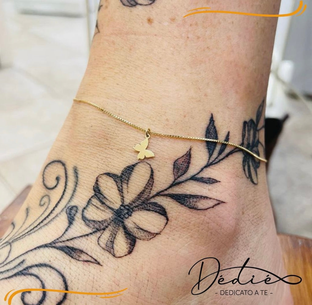 mini charm oro