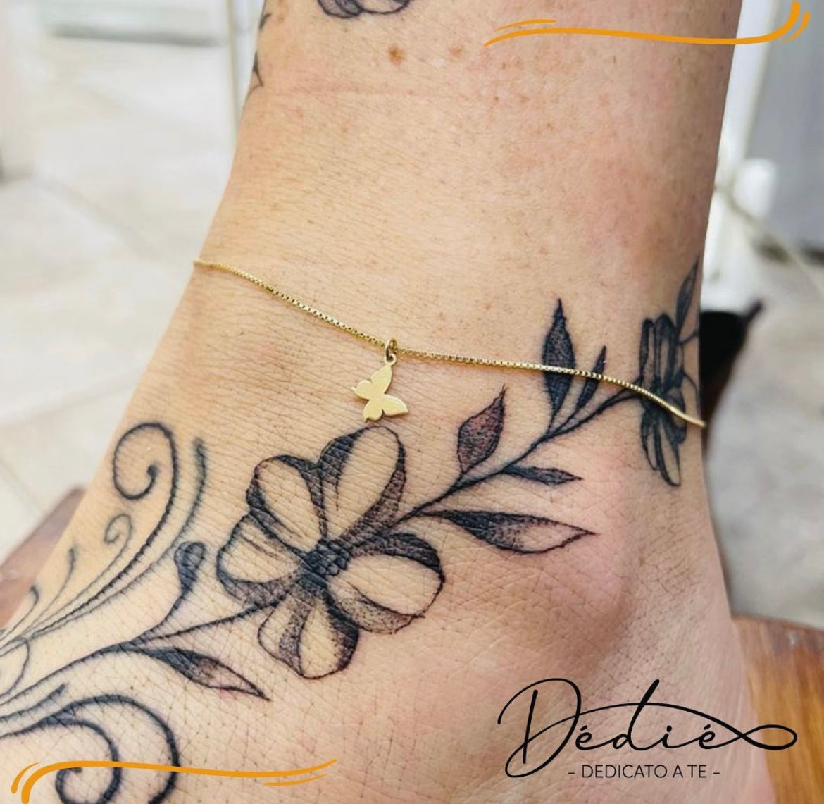 mini charm oro